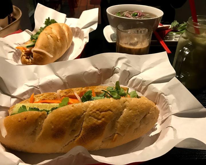 Soumi - Soups And Bánh Mì